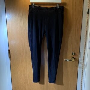 Faded Glory Black Leggings With Back Pockets and Belt Loops- Size 12/14